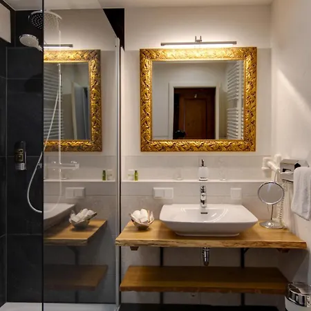 瑞特霍夫酒店 酒店